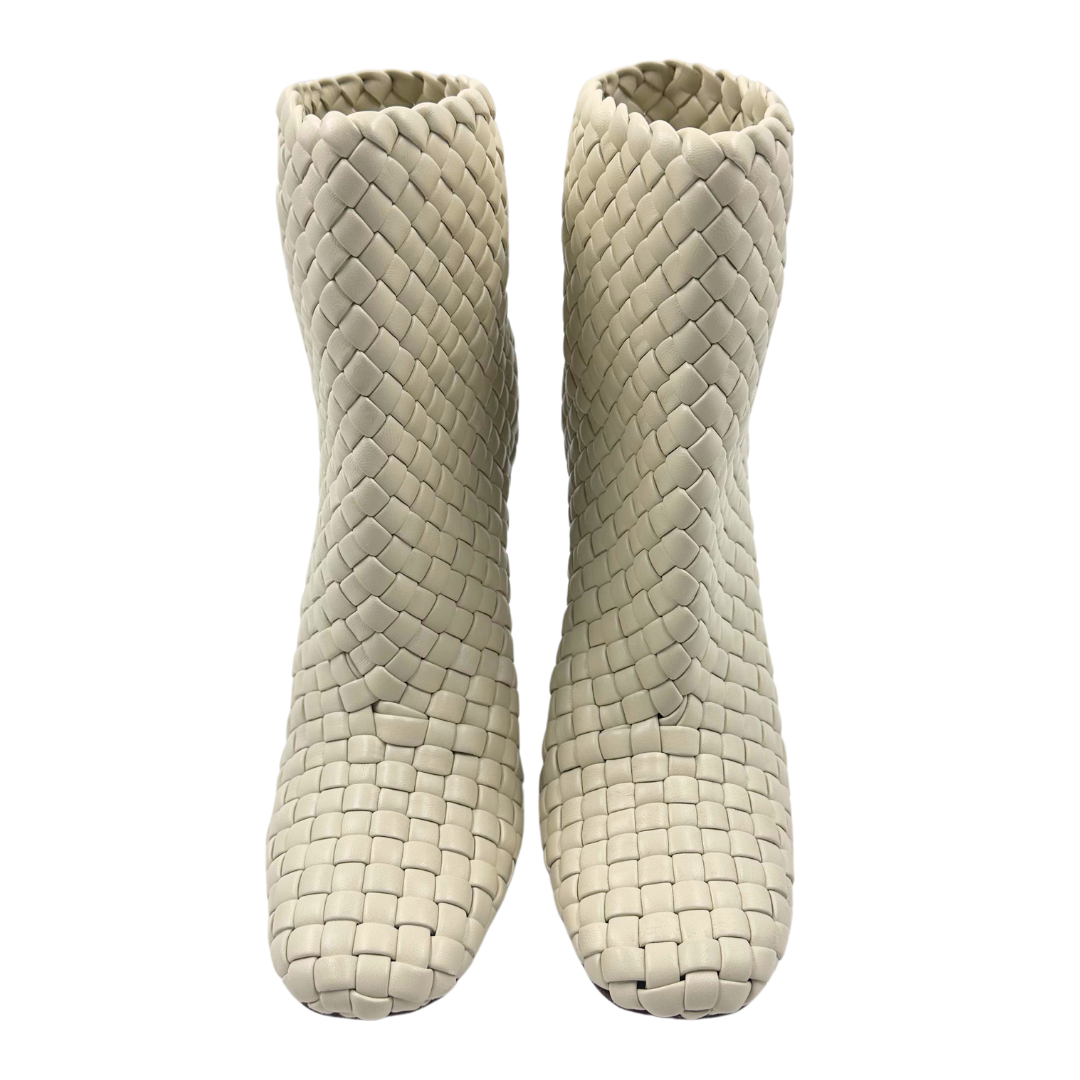 Bottega Veneta 7 37 Bone Leather Booties