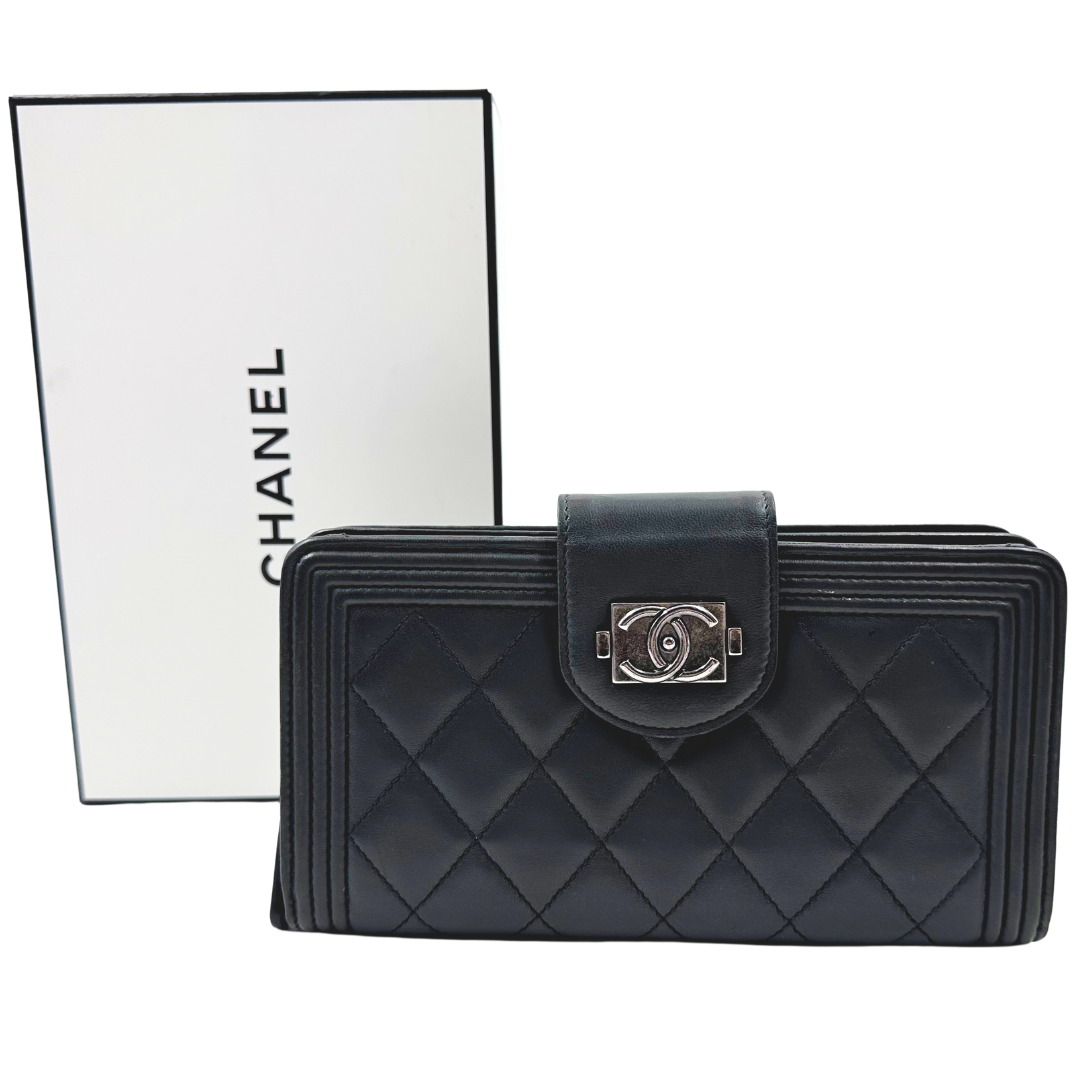 Chanel Wallet