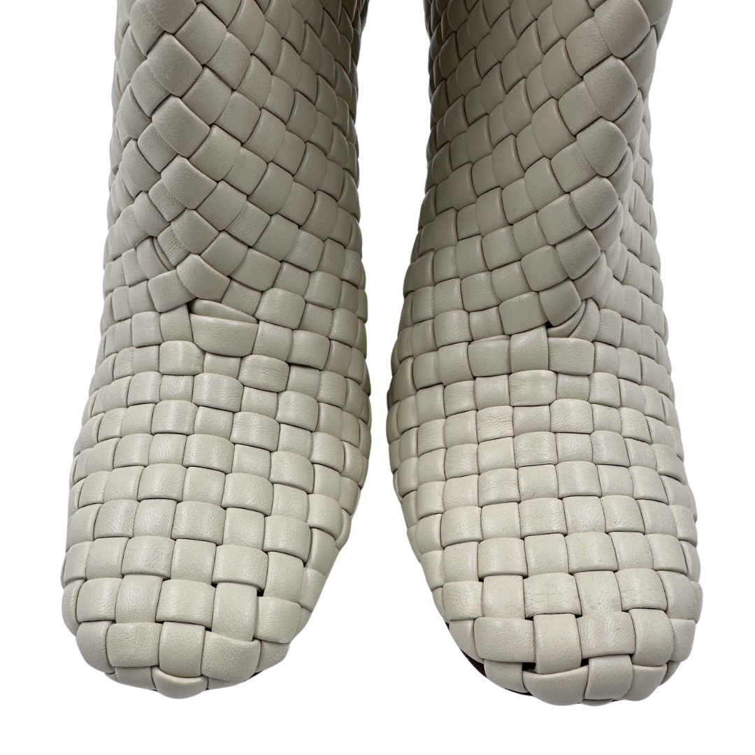 Bottega Veneta 7 37 Bone Leather Booties