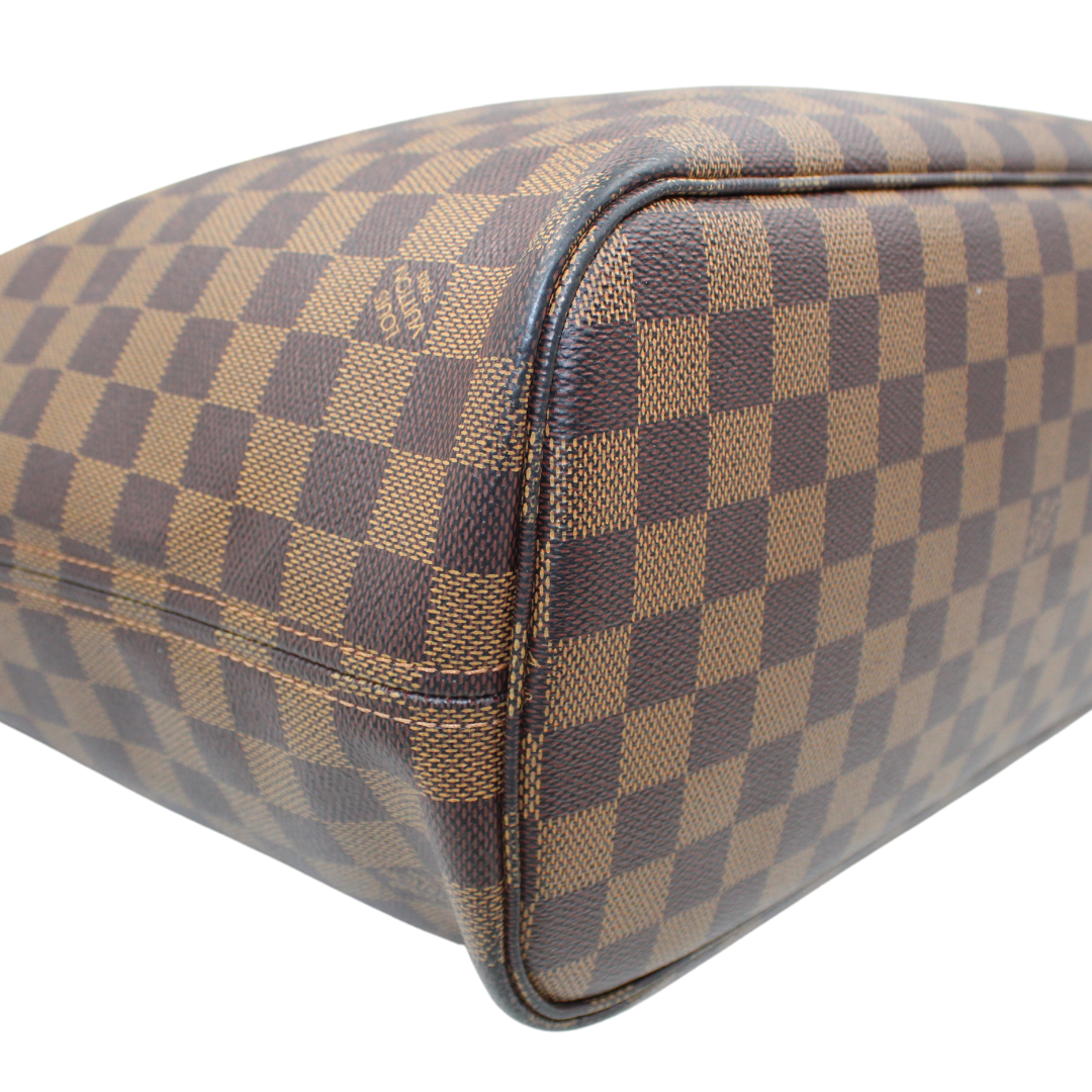 Louis Vuitton Neverfull Tote MM